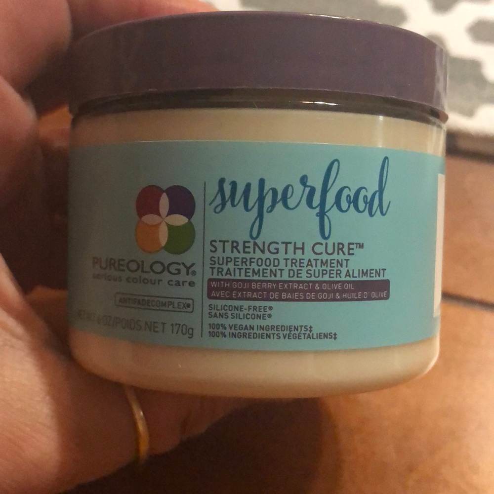 Pureology Strength Cure superfood treatment